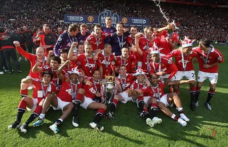 赫列入大名 赫列入大名